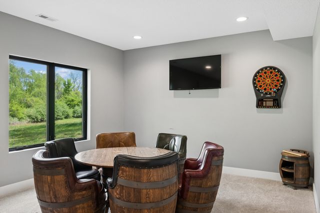 600 W 6th St Court, Coal Valley, IL 61240