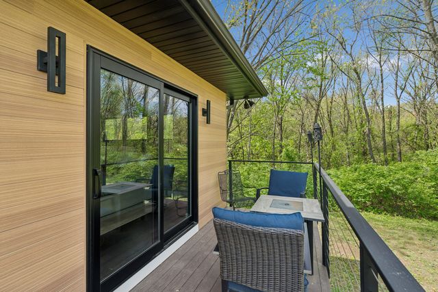 600 W 6th St Court, Coal Valley, IL 61240
