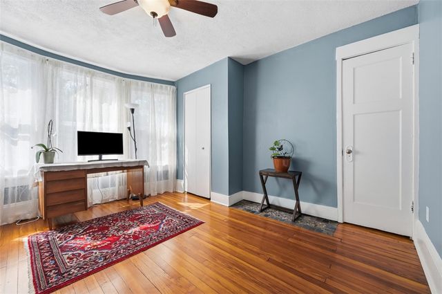 420 W Hutchinson Ave, Edgewood, PA 15218