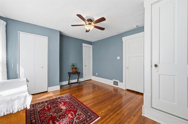 420 W Hutchinson Ave, Edgewood, PA 15218