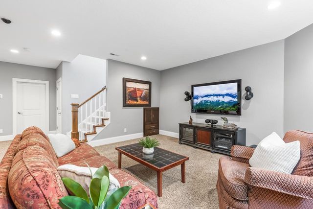 2150 Pinehurst Drive, Chanhassen, MN 55317