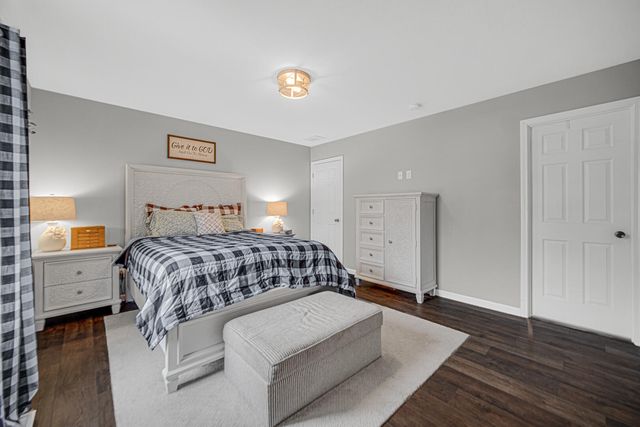 1482 E 400 S, Knox, IN 46534