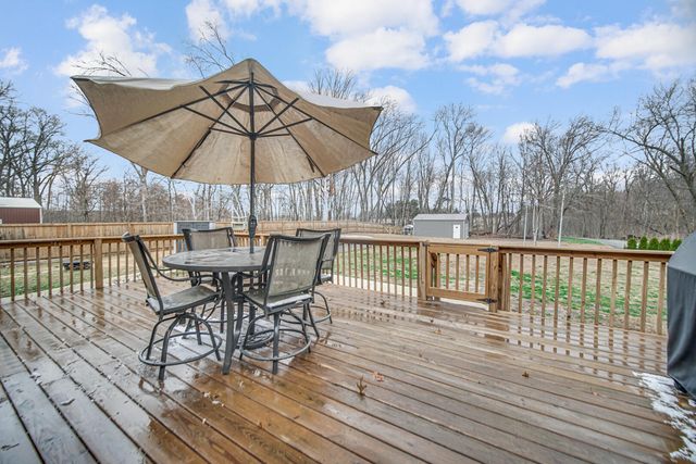 1482 E 400 S, Knox, IN 46534