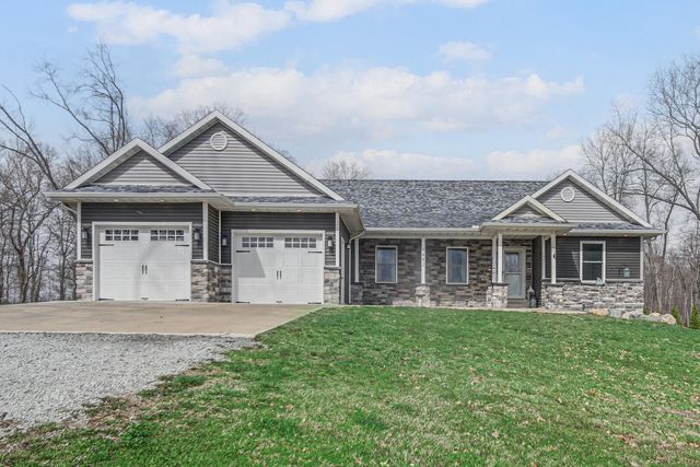 1482 E 400 S, Knox, IN 46534