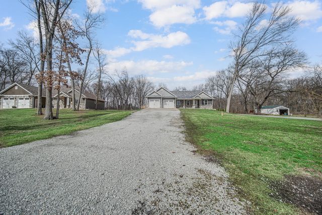 1482 E 400 S, Knox, IN 46534