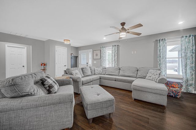 1482 E 400 S, Knox, IN 46534