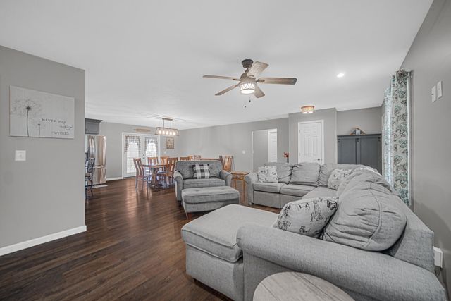 1482 E 400 S, Knox, IN 46534