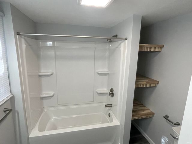 620 W Dixie Street, Bloomington, IN 47403