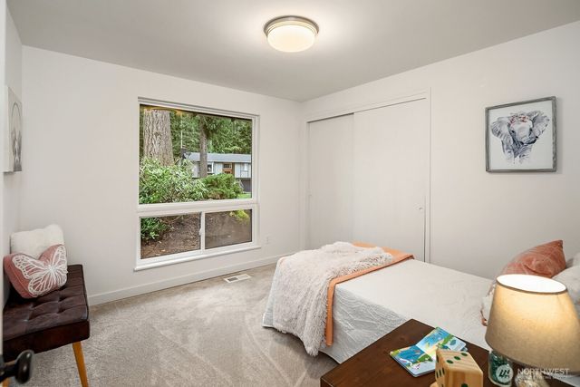 3023 255th Avenue SE, Sammamish, WA 98075