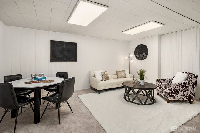 3023 255th Avenue SE, Sammamish, WA 98075