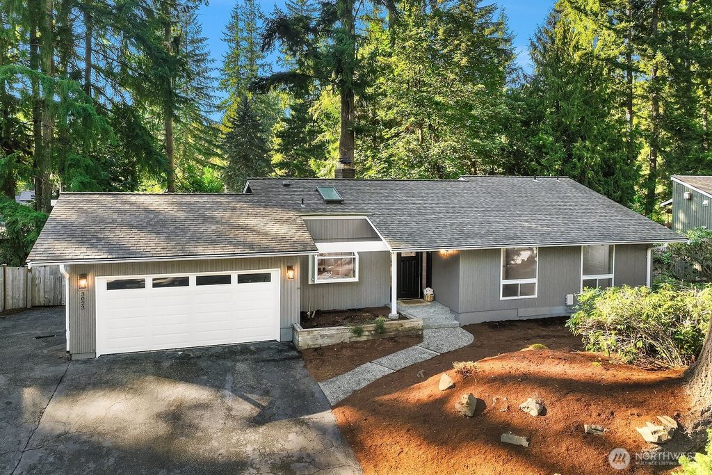 3023 255th Avenue SE, Sammamish, WA 98075