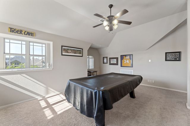 724 Marietta Lane, Aubrey, TX 76227