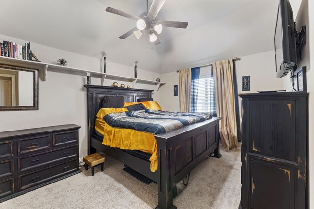 724 Marietta Lane, Aubrey, TX 76227