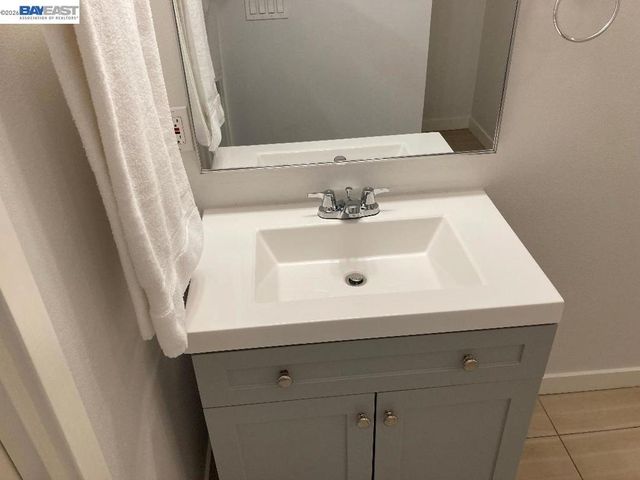 5406 Trask St, Oakland, CA 94601