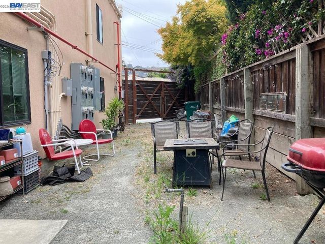 5406 Trask St, Oakland, CA 94601