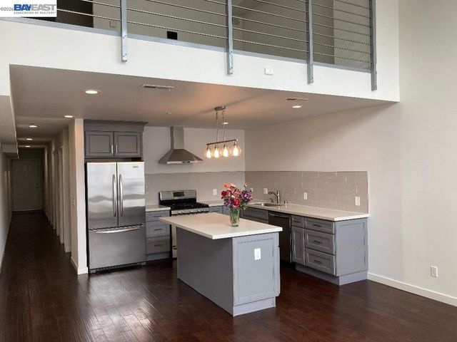 5406 Trask St, Oakland, CA 94601