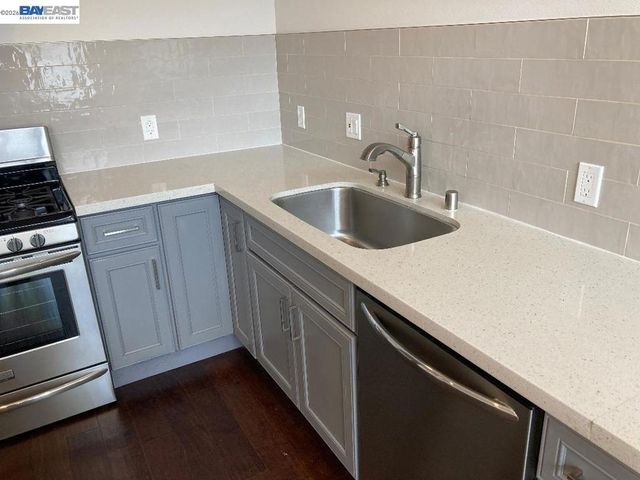 5406 Trask St, Oakland, CA 94601