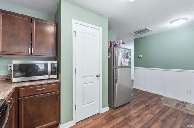 453 Arbor Lane, Huntington, IN 46750