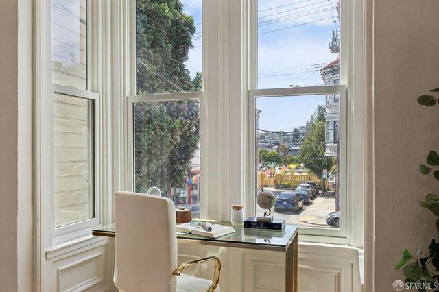 3468 16th Street, San Francisco, CA 94114
