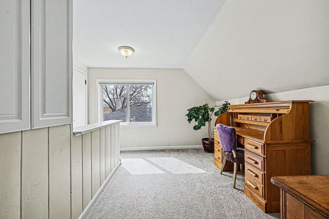 1600 Western Avenue N, Saint Paul, MN 55117