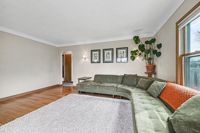 1600 Western Avenue N, Saint Paul, MN 55117