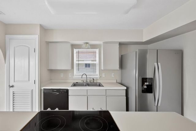 12725 E Conquistador Drive, Galveston, TX 77554