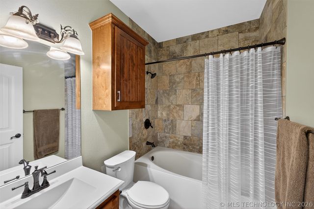 3104 Harbour Town Place, Claremore, OK 74019