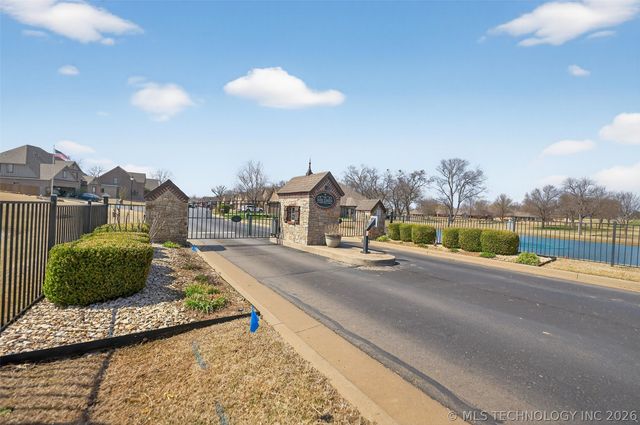 3104 Harbour Town Place, Claremore, OK 74019
