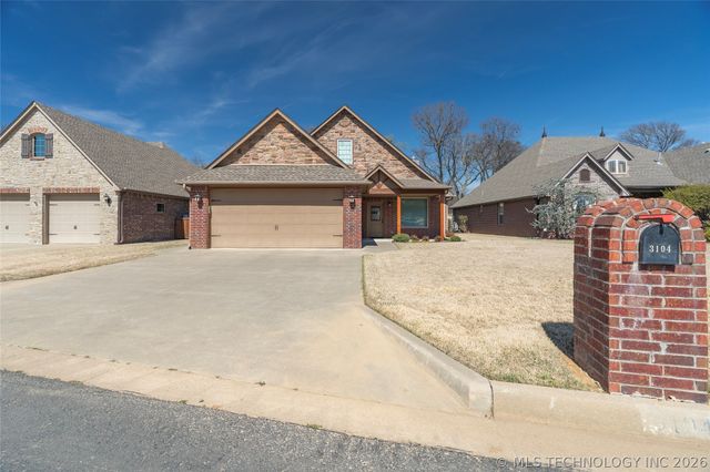 3104 Harbour Town Place, Claremore, OK 74019