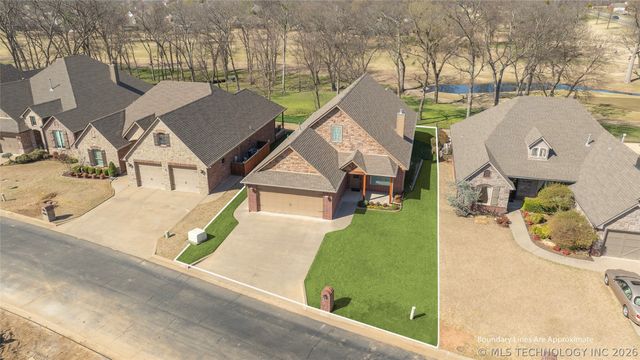 3104 Harbour Town Place, Claremore, OK 74019