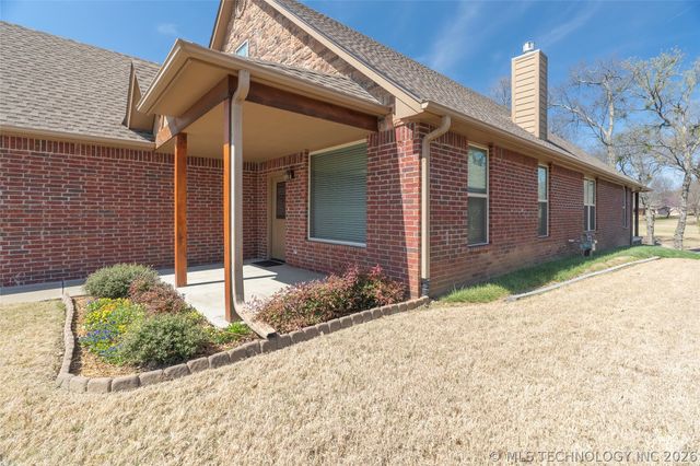 3104 Harbour Town Place, Claremore, OK 74019