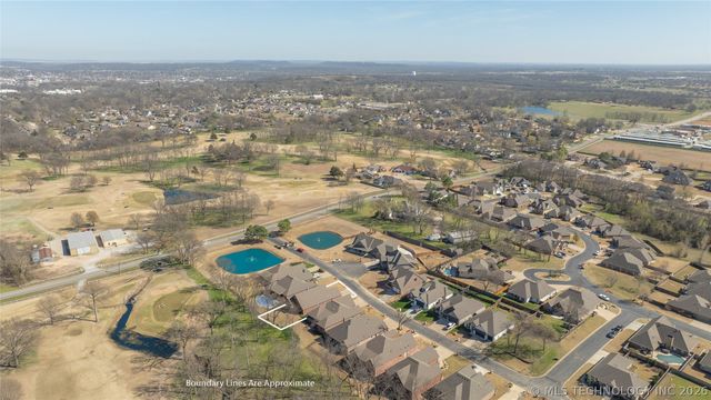 3104 Harbour Town Place, Claremore, OK 74019