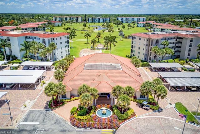 5 High Point CIR W 104, Naples, FL 34103