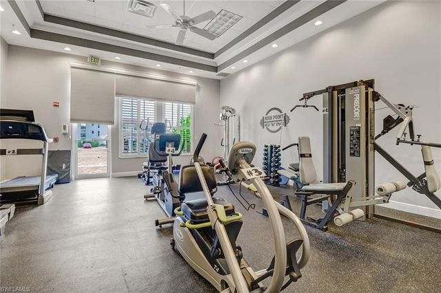 5 High Point CIR W 104, Naples, FL 34103