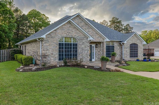 7101 Tall Oaks Drive, Texarkana, AR 71854