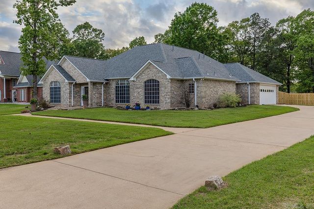 7101 Tall Oaks Drive, Texarkana, AR 71854