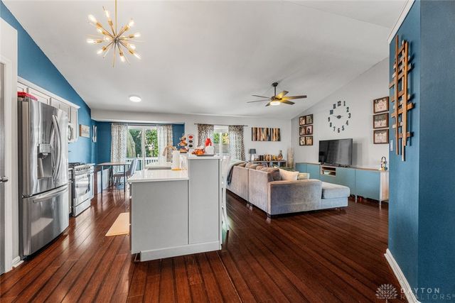 2475 Byers Ridge Drive, Miamisburg, OH 45342