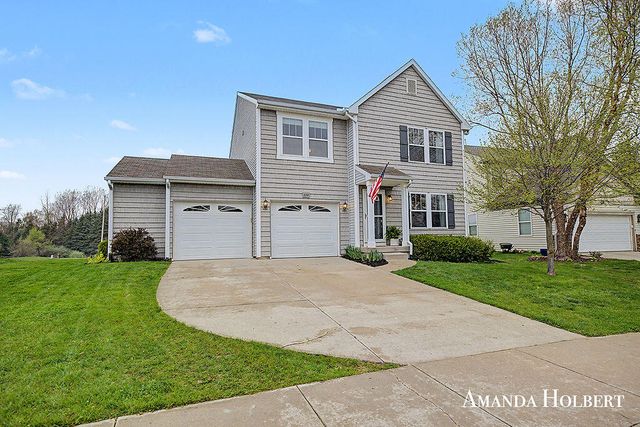 659 Highlander Drive NE, Rockford, MI 49341