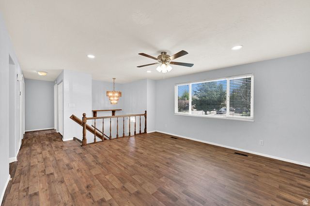 2101 N 700 W, Clinton, UT 84015
