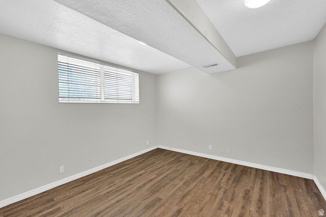2101 N 700 W, Clinton, UT 84015
