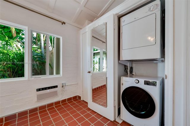 3791 El Prado Blvd REAR, Miami, FL 33133