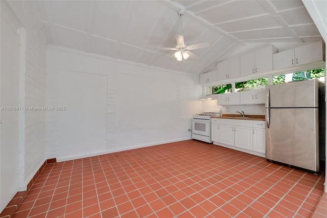 3791 El Prado Blvd REAR, Miami, FL 33133