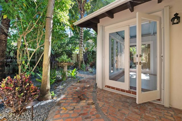 3791 El Prado Blvd REAR, Miami, FL 33133