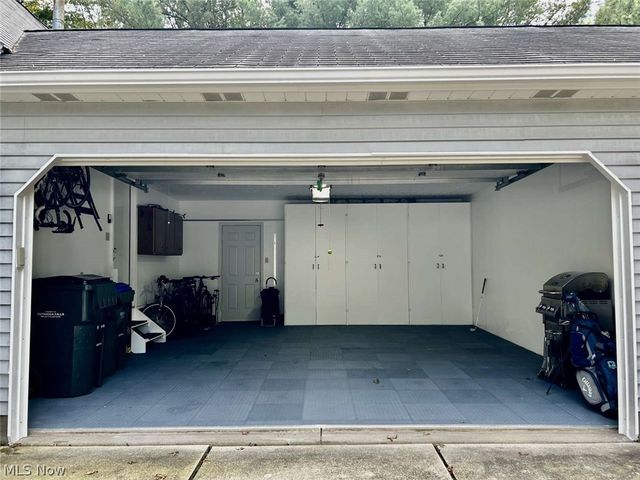 3370 Bristol Lane 2, Cuyahoga Falls, OH 44223