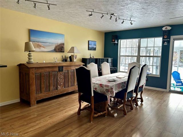 3370 Bristol Lane 2, Cuyahoga Falls, OH 44223