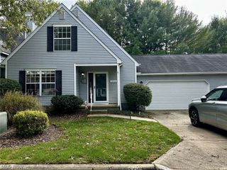 3370 Bristol Lane 2, Cuyahoga Falls, OH 44223