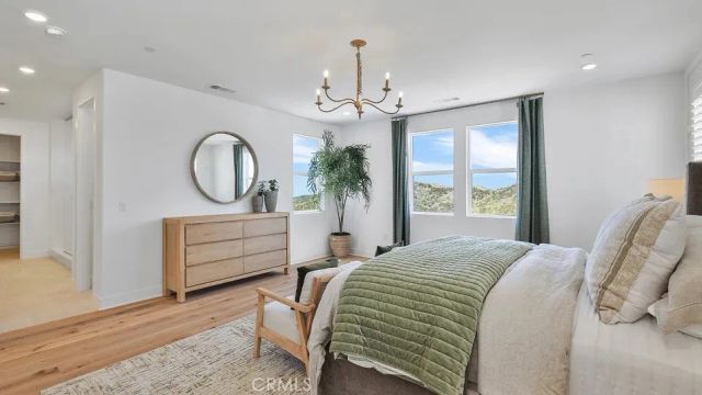 24431 Camino Oceano, Valencia, CA 91354