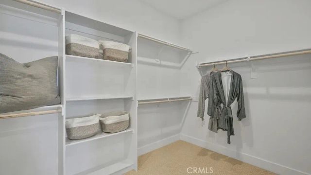 24431 Camino Oceano, Valencia, CA 91354