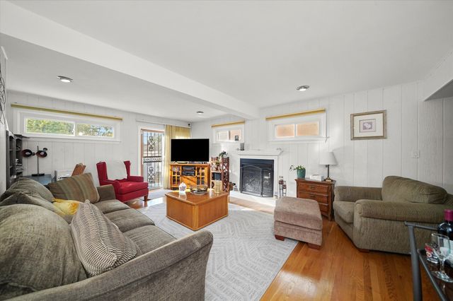 14214 S Parnell Avenue, Riverdale, IL 60827