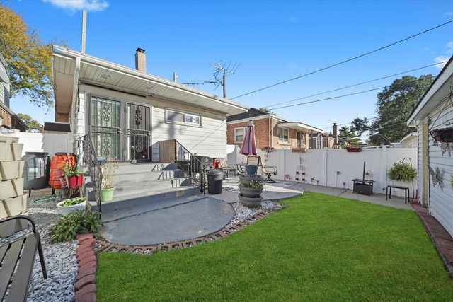 14214 S Parnell Avenue, Riverdale, IL 60827